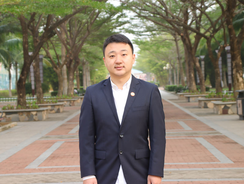 王继欣.jpg 王继欣.jpg