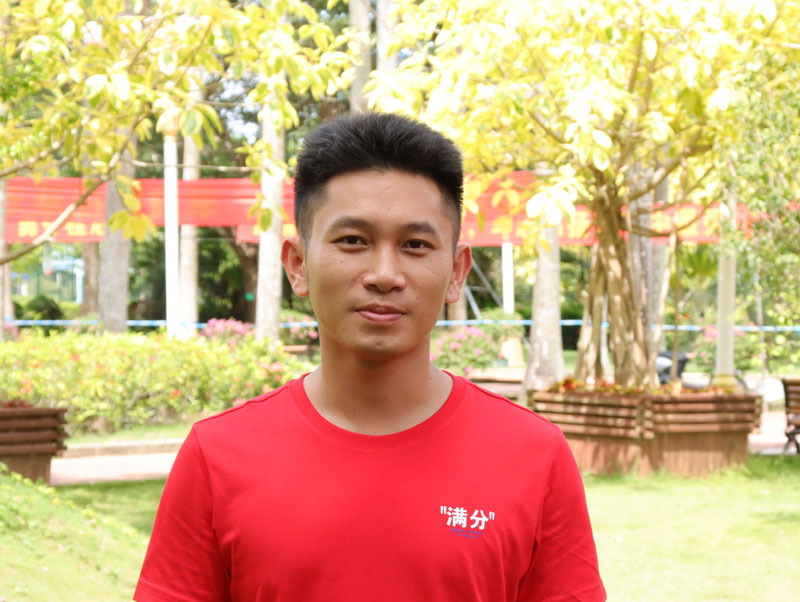 赖修涛1.jpg 赖修涛1.jpg