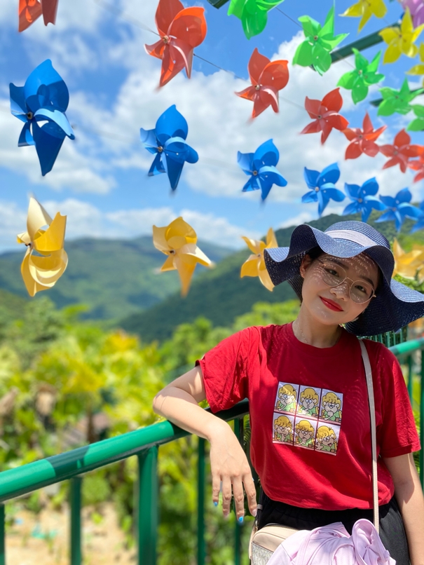 黄湘茹老师1.png 黄湘茹老师1.png