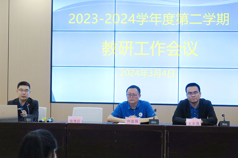 IMG_0400.jpg IMG_0400.jpg