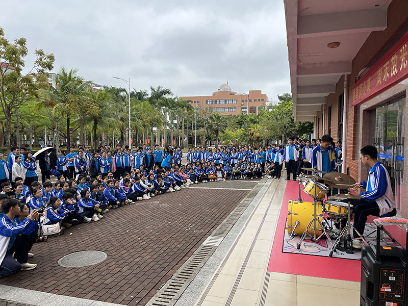 D351EBA687D342A2E375AE88C952D435.jpg D351EBA687D342A2E375AE88C952D435.jpg