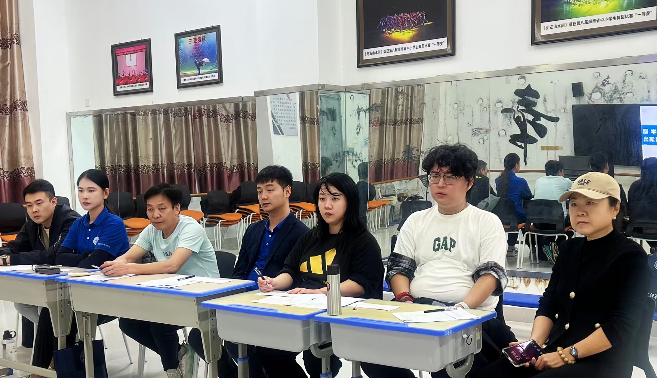 音乐评委.2jpg.jpg 音乐评委.2jpg.jpg