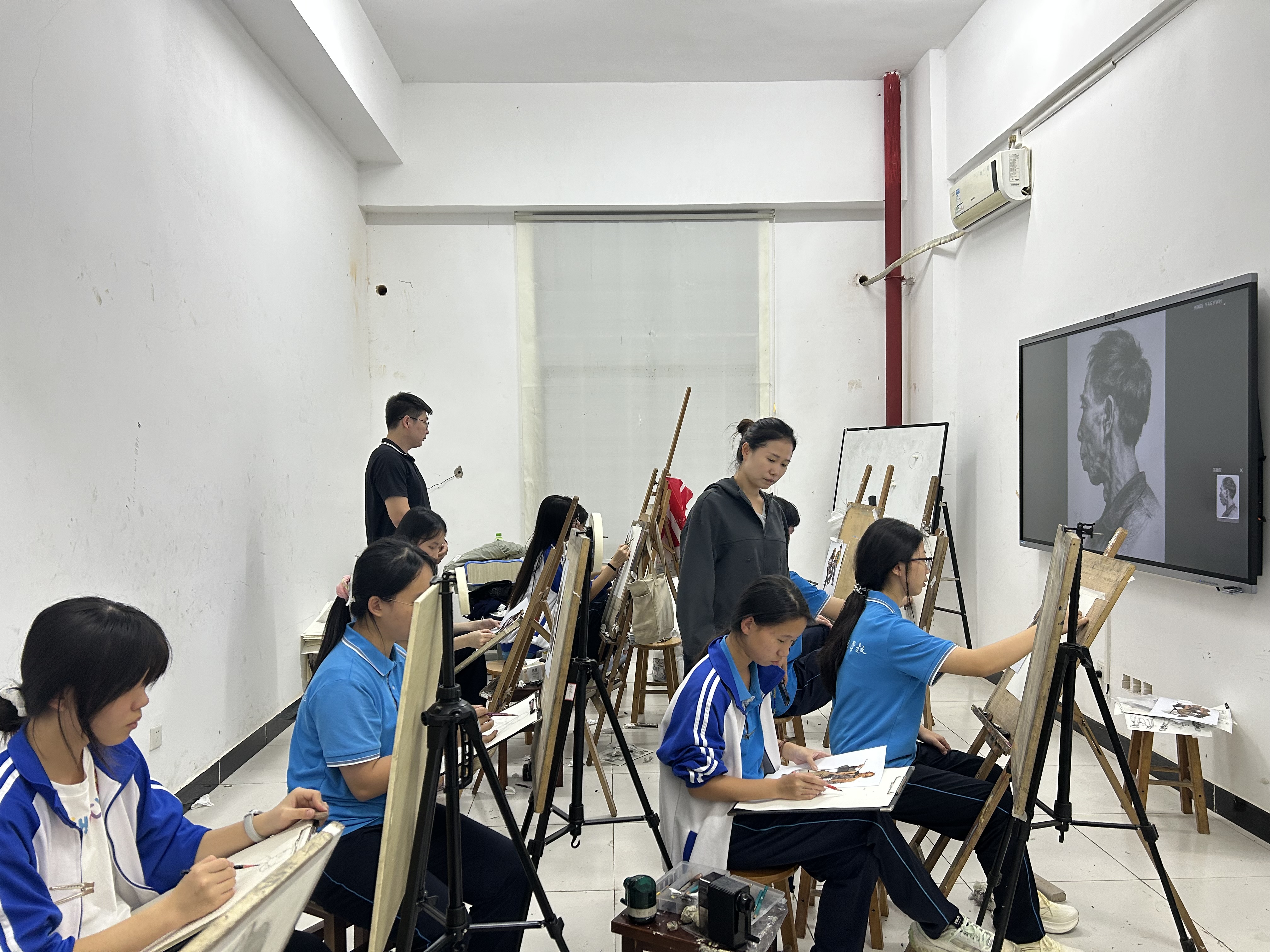 7afbc459dc76b7b34bb8202cb711196.jpg 7afbc459dc76b7b34bb8202cb711196.jpg